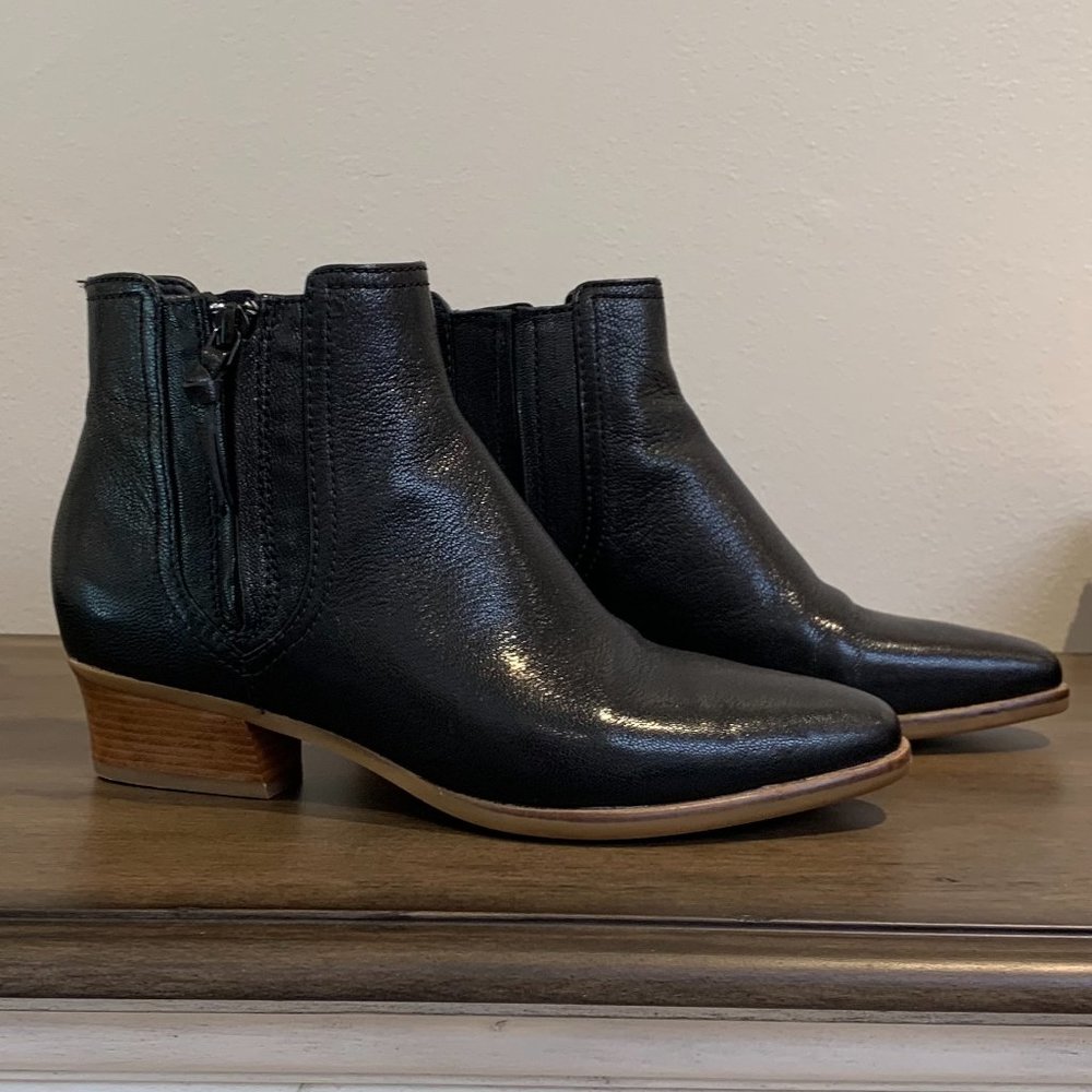 LIKE NEW! COLE HAAN - Black Short Grand OS Boots